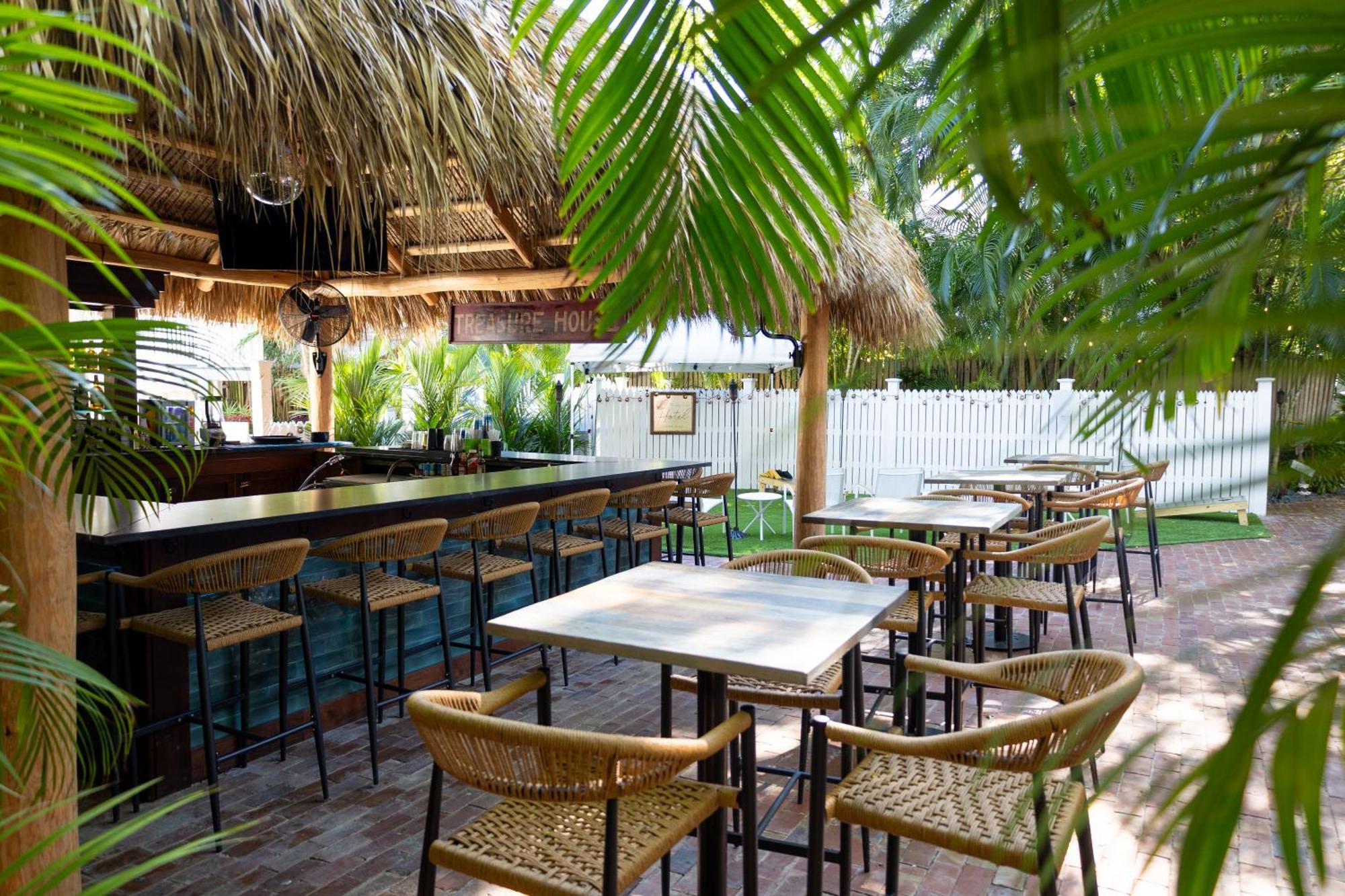 The Key West Hotel Екстер'єр фото